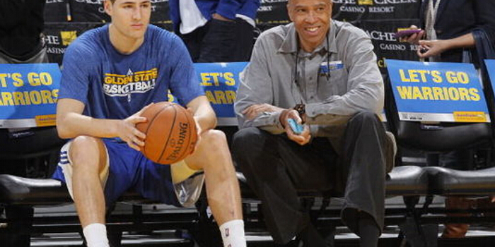 负责联动与 负责联动与