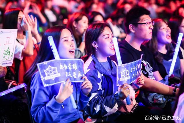 官员的记录